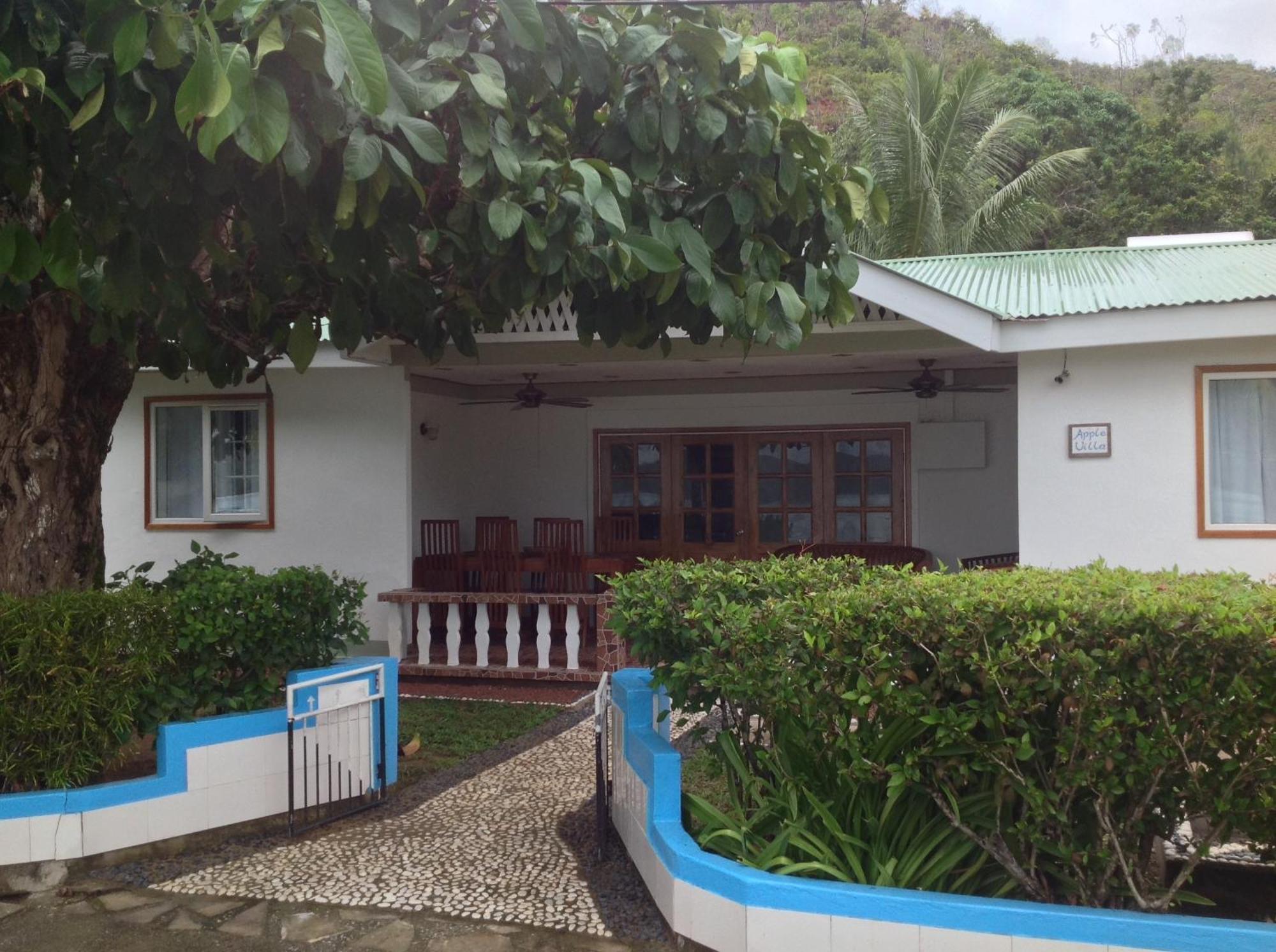 Sea View Lodge Baie Sainte Anne Eksteriør billede